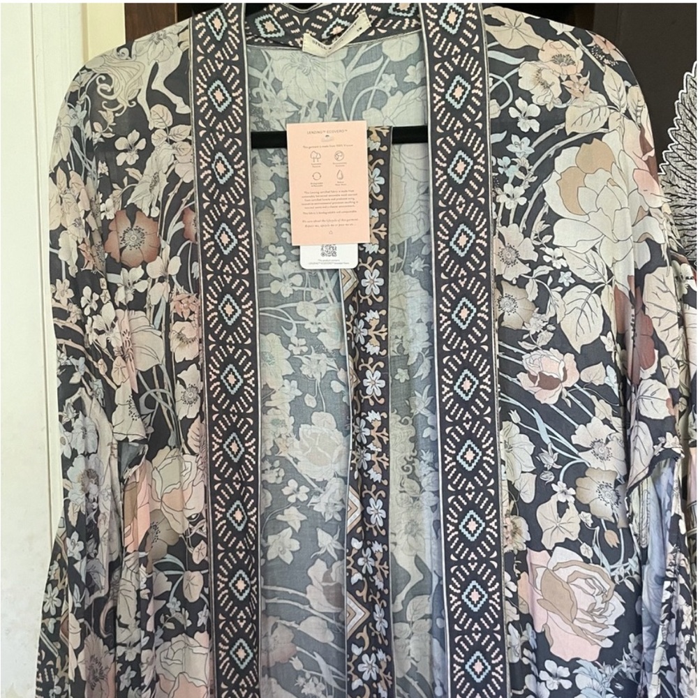 NWT FP X SPELL Free People Amethyst Nightfall Kimono Robe Wild Horses Floral S/M - Picture 7 of 7
